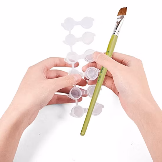 卸売 6*3 ミリリットルプラスチック空のミニペイントポット塗装用